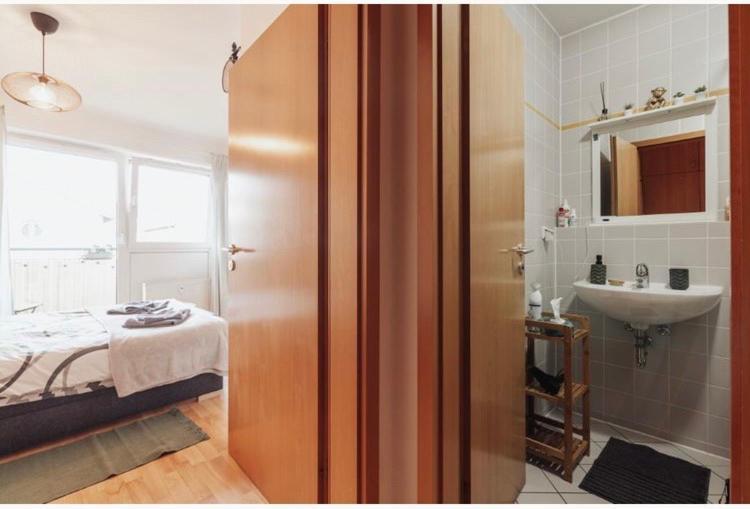 Appartement Kleine „louise“ In Der Neustadt Mit Tiefgarage Dresde
